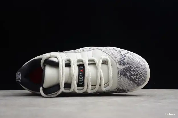 Rep MAX Jordan Bone Snake Air 11 Light CD6846-002 SE Low 0323
